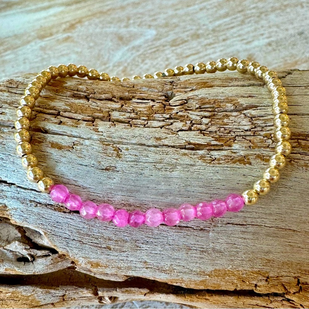 Pink agate - Handmade 14k gold filled bead stretch pink agate bracelet